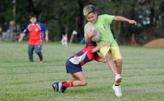 Foto de la galería: Torneo Apertura de Rugby: Capri se quedó con el clásico frente a Centro