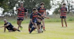 Foto de la galería: Torneo Apertura de Rugby: Capri se quedó con el clásico frente a Centro