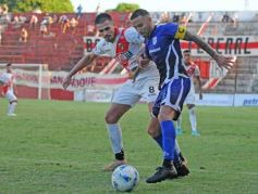 Foto de la galería: Torneo Apertura de la Liga: arranque con triunfo para La Cantera en Villa Sarita
