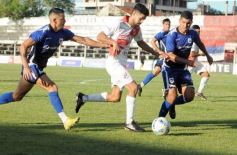 Foto de la galería: Torneo Apertura de la Liga: arranque con triunfo para La Cantera en Villa Sarita
