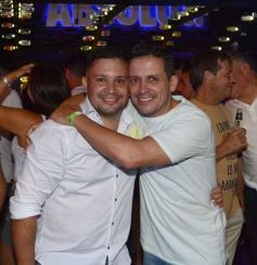 Foto de la galería: Los casi 40 de Julio "Pollito" Villagra: noche de fiesta y cumbia en Brooklyn 