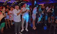 Foto de la galería: Los casi 40 de Julio "Pollito" Villagra: noche de fiesta y cumbia en Brooklyn 