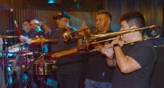 Foto de la galería: Los casi 40 de Julio "Pollito" Villagra: noche de fiesta y cumbia en Brooklyn 