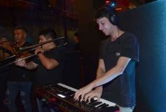 Foto de la galería: Los casi 40 de Julio "Pollito" Villagra: noche de fiesta y cumbia en Brooklyn 