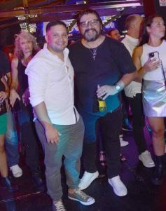 Foto de la galería: Los casi 40 de Julio "Pollito" Villagra: noche de fiesta y cumbia en Brooklyn 