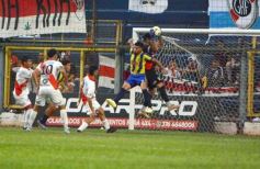 Foto de la galería: Liga Posadeña: junto a un gran marco de público, Mitre se quedó con el clásico en Rocamora