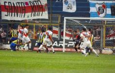 Foto de la galería: Liga Posadeña: junto a un gran marco de público, Mitre se quedó con el clásico en Rocamora