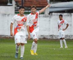Foto de la galería: Liga Posadeña: junto a un gran marco de público, Mitre se quedó con el clásico en Rocamora