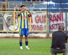 Foto de la galería: Liga Posadeña: junto a un gran marco de público, Mitre se quedó con el clásico en Rocamora