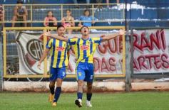 Foto de la galería: Liga Posadeña: junto a un gran marco de público, Mitre se quedó con el clásico en Rocamora