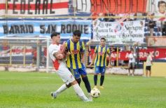 Foto de la galería: Liga Posadeña: junto a un gran marco de público, Mitre se quedó con el clásico en Rocamora