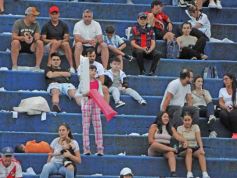Foto de la galería: Liga Posadeña: junto a un gran marco de público, Mitre se quedó con el clásico en Rocamora