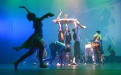 Foto de la galería: Al eterno Ramón Ayala: música, emoción y homenaje junto al Ballet Folclórico del Parque