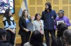 Foto de la galería: Semana de los Pueblos Originarios: reconocieron a promotores de los derechos y cultura Mbya Guarani