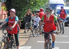 Foto de la galería: Junto a una gran convocatoria se vivió la 24° Bicicleteada Solidaria del Roque González
