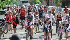 Foto de la galería: Junto a una gran convocatoria se vivió la 24° Bicicleteada Solidaria del Roque González