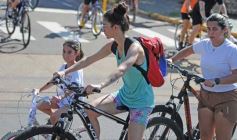 Foto de la galería: Junto a una gran convocatoria se vivió la 24° Bicicleteada Solidaria del Roque González