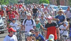 Foto de la galería: Junto a una gran convocatoria se vivió la 24° Bicicleteada Solidaria del Roque González