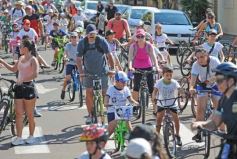 Foto de la galería: Junto a una gran convocatoria se vivió la 24° Bicicleteada Solidaria del Roque González