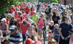 Foto de la galería: Junto a una gran convocatoria se vivió la 24° Bicicleteada Solidaria del Roque González