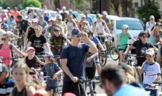 Foto de la galería: Junto a una gran convocatoria se vivió la 24° Bicicleteada Solidaria del Roque González
