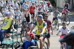 Foto de la galería: Junto a una gran convocatoria se vivió la 24° Bicicleteada Solidaria del Roque González