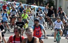 Foto de la galería: Junto a una gran convocatoria se vivió la 24° Bicicleteada Solidaria del Roque González