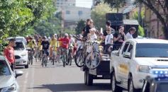 Foto de la galería: Junto a una gran convocatoria se vivió la 24° Bicicleteada Solidaria del Roque González