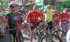Foto de la galería: Junto a una gran convocatoria se vivió la 24° Bicicleteada Solidaria del Roque González