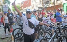 Foto de la galería: Junto a una gran convocatoria se vivió la 24° Bicicleteada Solidaria del Roque González