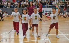 Foto de la galería: Con la tradicional Misa y consagración a la Virgen, la Madre celebró su día