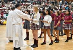 Foto de la galería: Con la tradicional Misa y consagración a la Virgen, la Madre celebró su día