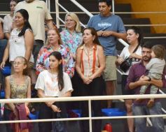 Foto de la galería: Con la tradicional Misa y consagración a la Virgen, la Madre celebró su día