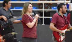 Foto de la galería: Con la tradicional Misa y consagración a la Virgen, la Madre celebró su día