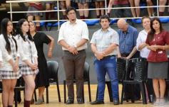 Foto de la galería: Con la tradicional Misa y consagración a la Virgen, la Madre celebró su día