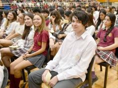 Foto de la galería: Con la tradicional Misa y consagración a la Virgen, la Madre celebró su día