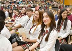 Foto de la galería: Con la tradicional Misa y consagración a la Virgen, la Madre celebró su día