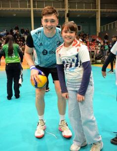 Foto de la galería: Selección Argentina de Vóley en Posadas: el semillero local disfrutó de cerca la práctica albiceleste