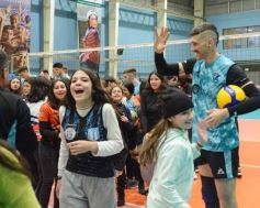 Foto de la galería: Selección Argentina de Vóley en Posadas: el semillero local disfrutó de cerca la práctica albiceleste