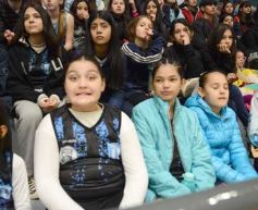 Foto de la galería: Selección Argentina de Vóley en Posadas: el semillero local disfrutó de cerca la práctica albiceleste