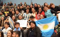 Foto de la galería: Ante un público colmado: el Vóley Argentino animó una fiesta deportiva de primer nivel en la ciudad
