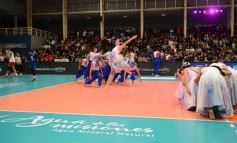Foto de la galería: Ante un público colmado: el Vóley Argentino animó una fiesta deportiva de primer nivel en la ciudad