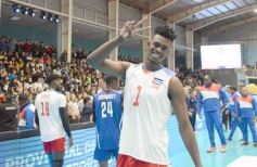 Foto de la galería: Ante un público colmado: el Vóley Argentino animó una fiesta deportiva de primer nivel en la ciudad