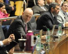 Foto de la galería: Junto a la convocatoria del 30M, la Legislatura cumplió una nueva sesión semanal