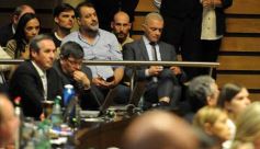 Foto de la galería: Junto a la convocatoria del 30M, la Legislatura cumplió una nueva sesión semanal