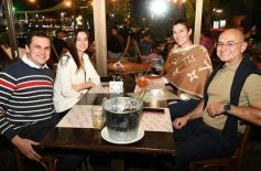 Foto de la galería: Noche de viernes a pleno en la Costanera: salidas y disfrute pusieron cierre al mes