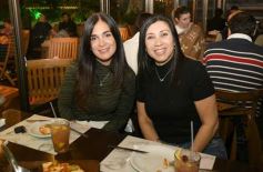 Foto de la galería: Noche de viernes a pleno en la Costanera: salidas y disfrute pusieron cierre al mes