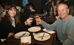 Foto de la galería: Noche de viernes a pleno en la Costanera: salidas y disfrute pusieron cierre al mes
