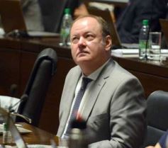 Foto de la galería: La Legislatura aprobó las leyes de Empleo Joven y de Deporte Adaptado para personas trasplantadas