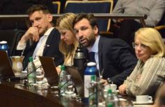 Foto de la galería: La Legislatura aprobó las leyes de Empleo Joven y de Deporte Adaptado para personas trasplantadas